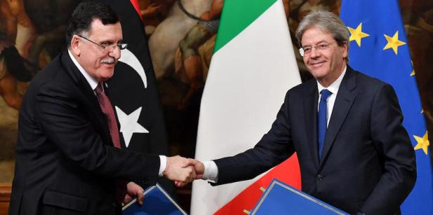 ++ Libia: Gentiloni-Serraj firmano memorandum su migranti ++